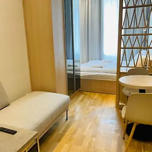 zeus-design-compact-city-aparmtent.vienna-besthotels.com/